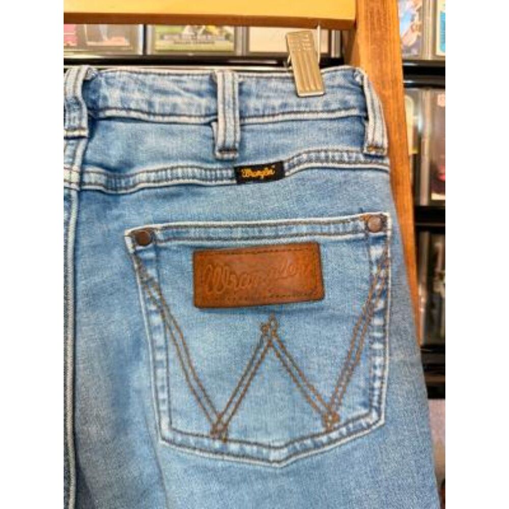 Wrangler Retro High Rise Trouser Flare Denim Jeans - Picture 5 of 5